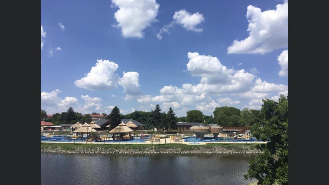 Bezsó apartman Hajdúszoboszló Exterior foto